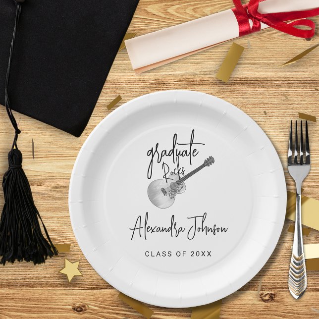 Assiettes En Carton Fête de graduation de la guitare moderne tendance (Modern script rustic country guitar music themed graduation party custom paper plate)