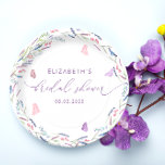 Assiettes En Carton Fête des mariées de papillons de lavande violette<br><div class="desc">Plaques en papier Fête des mariées de papillons de lavande violet. Éléments correspondants disponibles.</div>