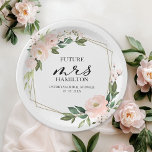 Assiettes En Carton Fête des mariées géométrique florale rose<br><div class="desc">Transformez votre douche nuptiale en une célébration époustouflante grâce à notre magnifique suite fleurie. Cette collection offre tout ce dont vous avez besoin pour une atmosphère cohésive et élégante, y compris des cartes de recettes et de conseils assorties, des serviettes personnalisées, de beaux panneaux et des jeux amusants. N’hésitez pas...</div>