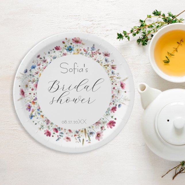 Assiettes En Carton Fleur de French Garden Party ("French Garden Party flower Paper Plates" are perfect for bridal shower. )