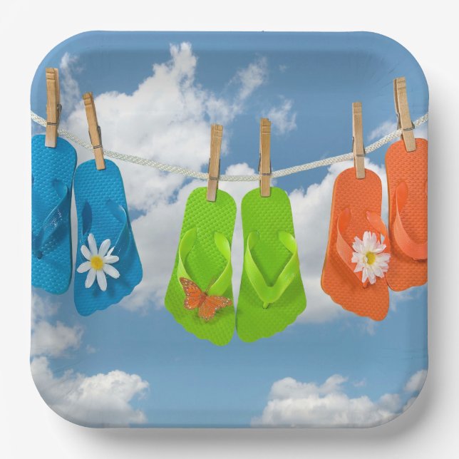 Assiettes En Carton Flip-Flops Sur Clothesline (Recto)