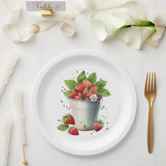 Assiettes En Carton Fraises fraîches cuites dans un seau (Mariage)