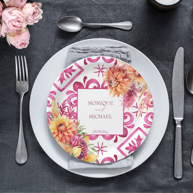 Assiettes En Carton Fuchsia Majolica carreaux orange dahlia modèle (Fuchsia Majolica tiles orange dahlia template Paper Plates personalized wedding tableware decor)
