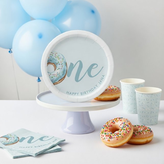 Assiettes En Carton Gâteau donut personnalisé pour un anniversaire dou (Créateur téléchargé)