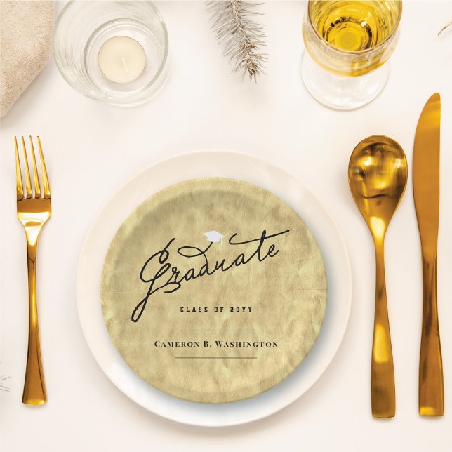 Assiettes En Carton Gold Foil Graduate Script Soirée de graduation (Gold Faux Foil Stylish Graduate Script Graduation Party Paper Plates @ fatfatin)