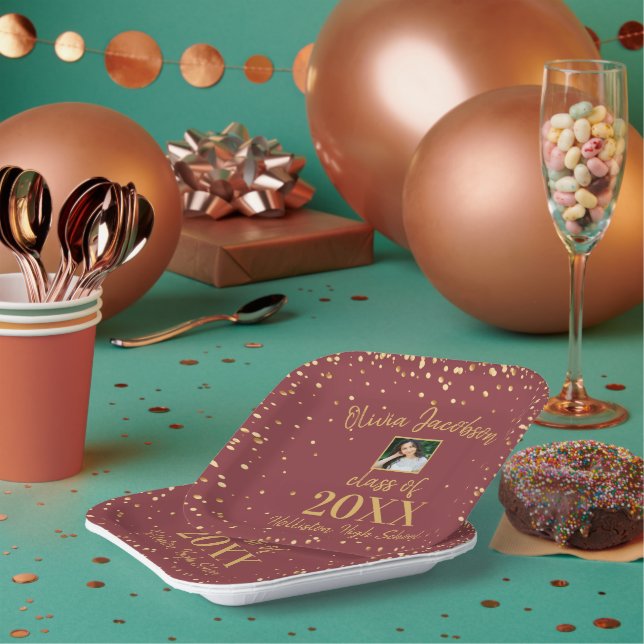Assiettes En Carton Grad Photo Gold Confetti Burgundy Graduation Party (Multi)