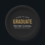 Assiettes En Carton Graduate moderne Parti de graduation personnalisée<br><div class="desc">Plaques de papier minimaliste personnalisées modernes pour la remise des diplômes afin de coordonner avec nos modèles d'invitation Moderne Graduate correspondants. Personnalisez-le avec votre nom, votre école et votre année de diplôme. Utilisez les outils de conception pour choisir n'importe quelle couleur arrière - plan, modifier le texte, les polices et...</div>