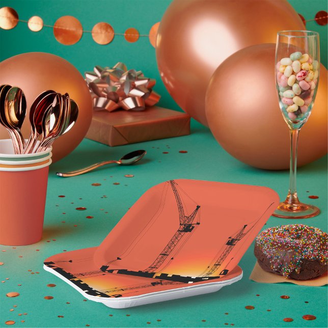 Assiettes En Carton Grues Sur Un Bâtiment (Créateur téléchargé)