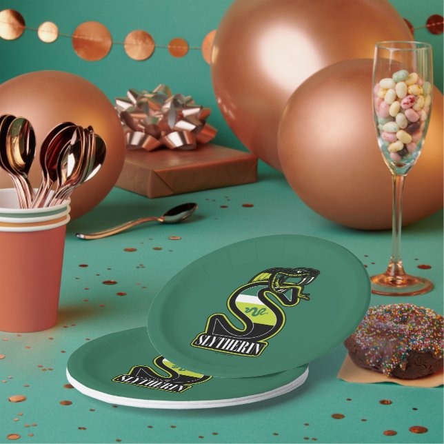 Assiettes En Carton HARRY POTTER™ | SLYTHERIN™ Badge sportif (Multi)