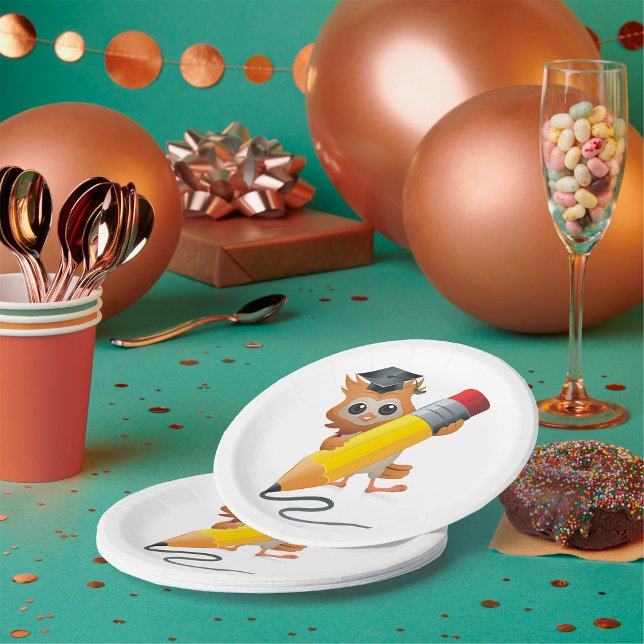 Assiettes En Carton Hibou écrivant (Créateur téléchargé)