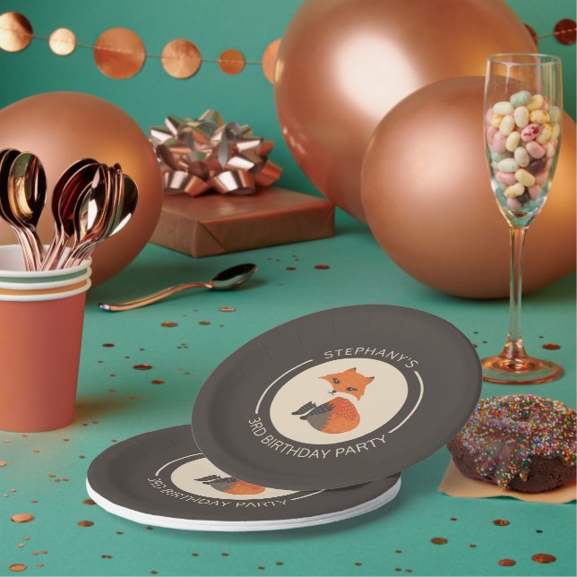 Assiettes En Carton Illustration de monogramme personnalisé pour bébé  (Multi)