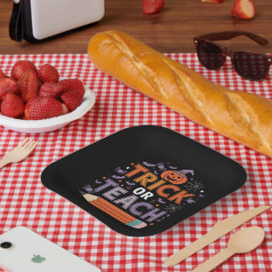 Assiettes En Carton Ils mangent des chiens et des chats et des animaux