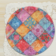 Impression de patchwork coloré avec monogramme