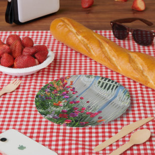 Assiettes En Carton Jardin de tulipes clôture blanche en piquets autou