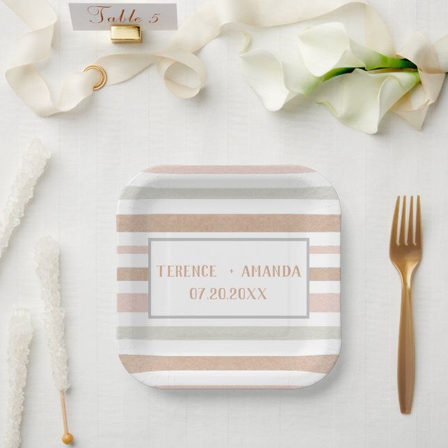 Assiettes En Carton Joli Moderne Neutral Stripes Personnalisées (Mariage)