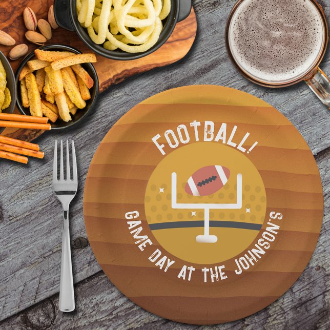 Assiettes En Carton Jour du match droit de football (Football Upright Game Day Paper Plates)