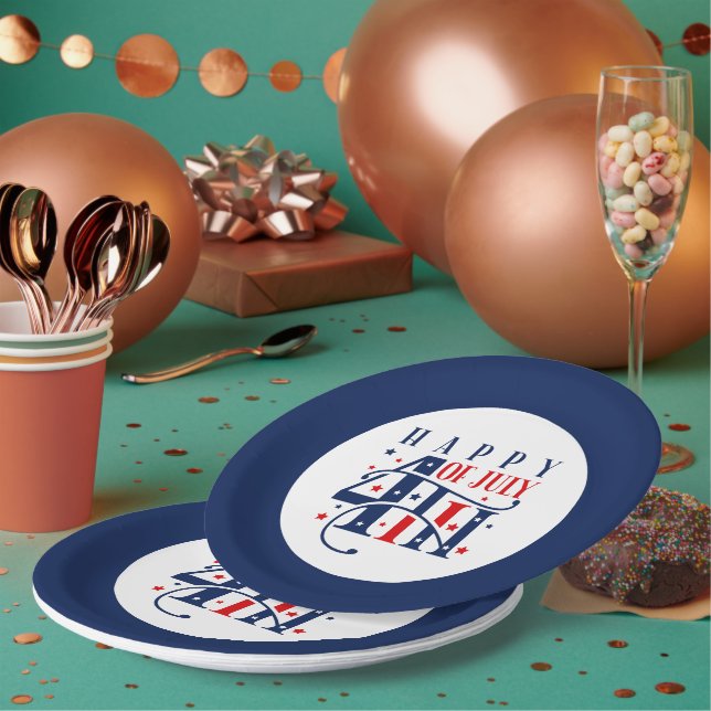 Assiettes En Carton Joyeux 4 juillet rouge blanc et bleu (Multi)