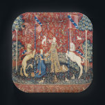 Assiettes En Carton La Dame et la licorne, Goûtez<br><div class="desc">La Dame et la licorne, Goût (La Dame à la licorne, Le gout) Tapisserie médiévale (vers 1500). Cette tapisserie fait partie d'une série de six. Chaque tapisserie présente une dame médiévale dans différentes poses. Chaque scène représente l'un des cinq sens, ainsi qu'une sixième scène intitulée Mon Seul Desir (mon seul...</div>