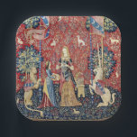 Assiettes En Carton La Dame et la licorne, Odeur<br><div class="desc">La Dame et la licorne, l'Odeur (La Dame a la licorne, L'odorat) Tapisserie médiévale (vers 1500). Cette tapisserie fait partie d'une série de six. Chaque tapisserie présente une dame médiévale dans différentes poses. Chaque scène représente l'un des cinq sens, ainsi qu'une sixième scène intitulée Mon Seul Desir (mon seul désir)....</div>