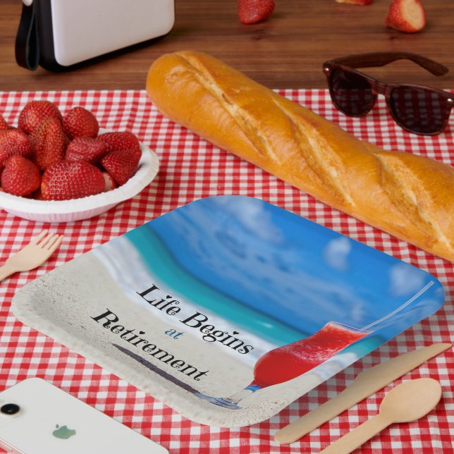 Assiettes En Carton La vie commence à la retraite, (Pique-nique)