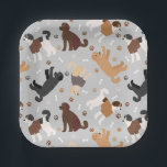 Assiettes En Carton Labradoodle / Os et pattes Goldendoodle<br><div class="desc">Cute Labradoodle / Les chiens Goldendoodle s'assoient et se tiennent et se retournent avec crème,  abricot,  chocolat,  manteaux noirs et à parti avec des os de chien éparpillés et des motifs de pawprints.</div>