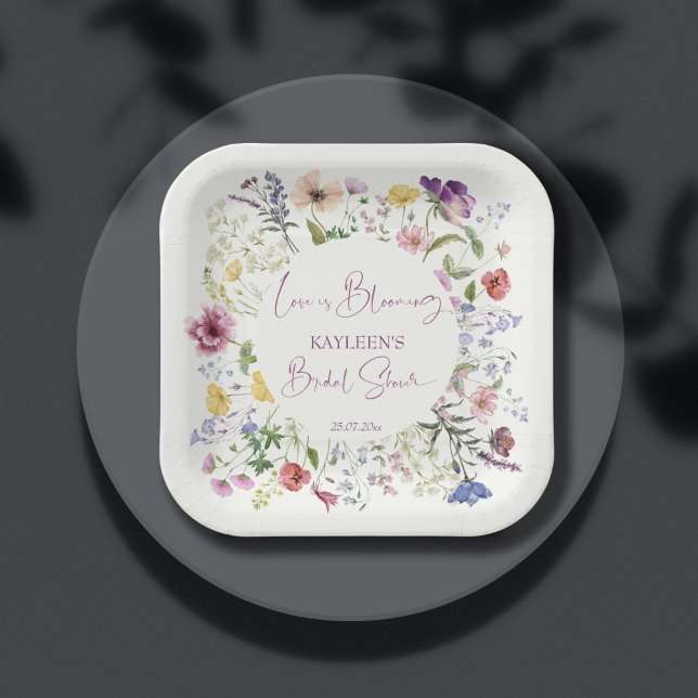 Assiettes En Carton L'amour est en floraison fleur sauvage boho douche (Love is blooming boho wildflower spring summer bridal shower personalized printed paper plates)