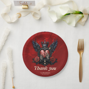 Assiettes En Carton Le Coeur Cassé : Un Épopée Gothique.