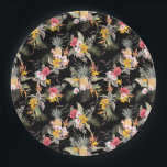 Assiettes En Carton Liquide d'hibiscus d'ananas tropical sur noir<br><div class="desc">Fleurs d'hibiscus roses et blancs exotiques, lis jaunes, ananas, frondes de palmiers et feuillage tropical, ces plaques en papier sont parfaites pour les fêtes d'anniversaire, les fêtes d'été, les luaus, la vaisselle de décoration maison, ou toute autre occasion. Disponible en 2 tailles . Correspondance des serviettes et des invitations dans...</div>