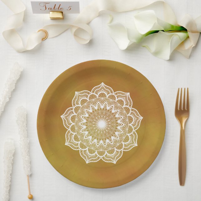 Assiettes En Carton Mandala blanc sur fond doré (Mariage)