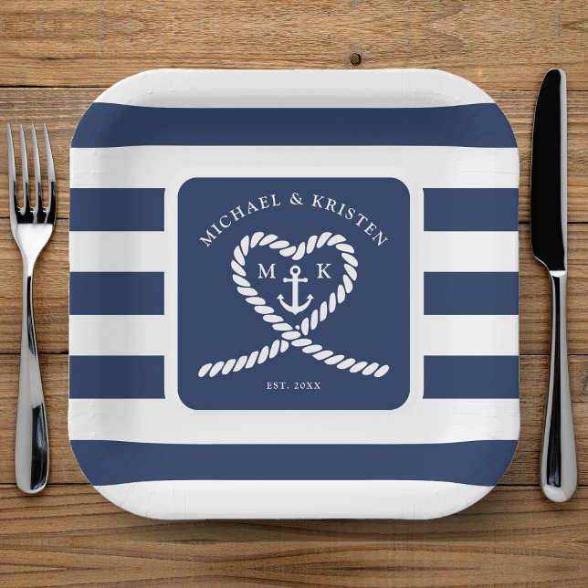 Assiettes En Carton Mariage d'Ancre du coeur rayé bleu marine (Nautical Blue and White Striped Heart Anchor Monogram Wedding Paper Plates)