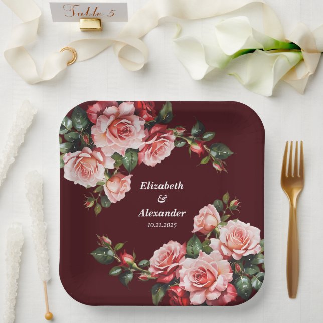 Assiettes En Carton Mariage de marron rose et rouge rose foncé moody (Mariage)