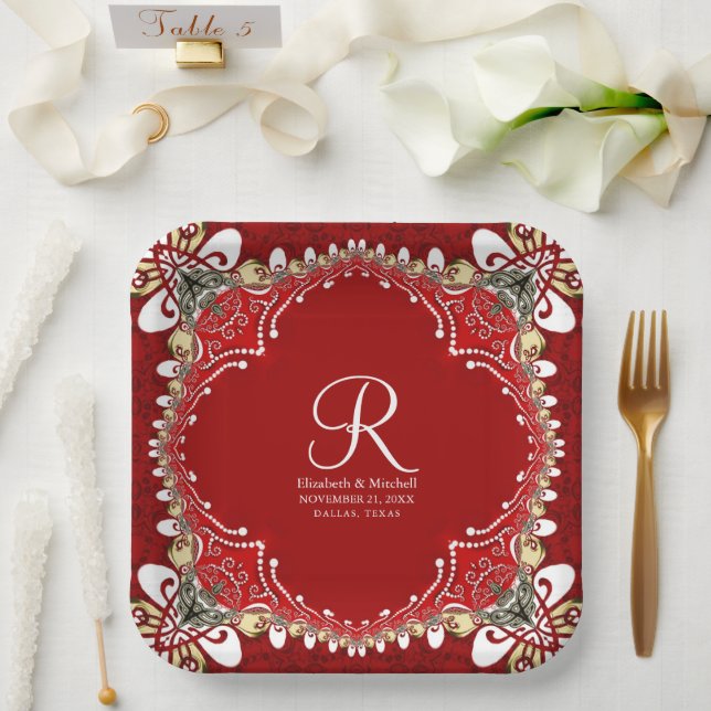 Assiettes En Carton Mariage de monogramme Batik de Bohême Rouge (Mariage)