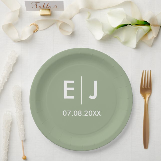 Assiettes En Carton Mariage de monogramme vert et blanc Sage (Mariage)