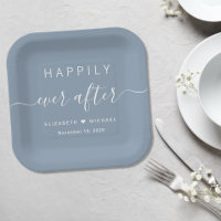 Mariage élégant poussiéreux bleu après un heureux 