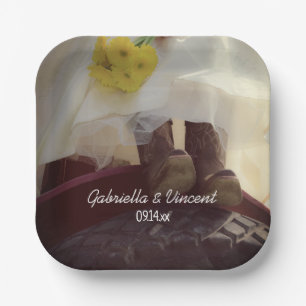 Assiettes En Carton Mariée sur Red Tractor Country Farm Mariage