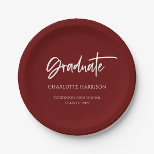 Assiettes En Carton Maroon et White Modern Script Graduation Party
