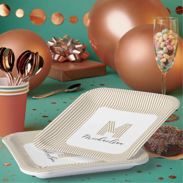 Assiettes En Carton Modern Minimal Gold Stripes Monogram (Multi)