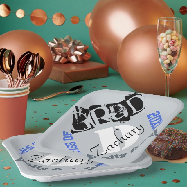 Assiettes En Carton Monogramme Argent Royal Blue Année de graduation (Multi)