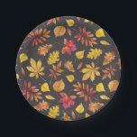 Assiettes En Carton Motif de feuilles d'automne à l'aquarelle rustique<br><div class="desc">Ajoutez une touche rustique à votre événement avec ces assiettes en papier automnales. Il comporte des illustrations à l'aquarelle de feuilles d'automne rouges, jaunes et orange sur fond sombre. Ces assiettes à motif de feuilles sont parfaites pour les mariages d'automne, les baby showers, les douches de mariée et bien plus...</div>