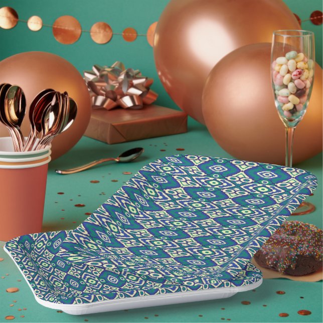 Assiettes En Carton Motif symétrique de motifs bleus sur un textile (Multi)