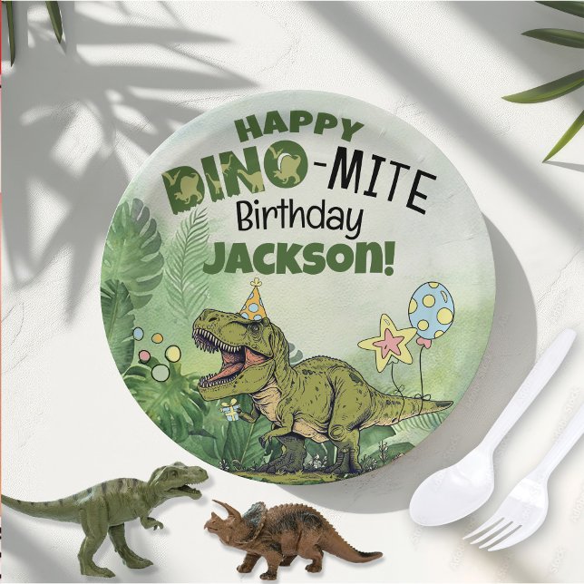 Assiettes En Carton Nom des enfants Dino-Mite Dinosaur Anniversaire (Cute dinosaur Jurassic theme Happy Dino-mite Birthday boy name party  paper plates table decorations)