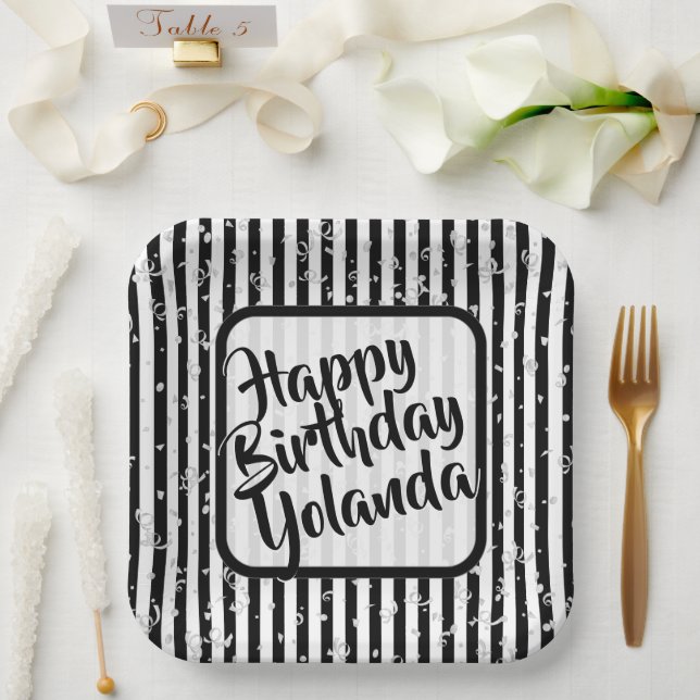 Assiettes En Carton Nom Joyeux Anniversaire Noir Blancs Motif (Mariage)