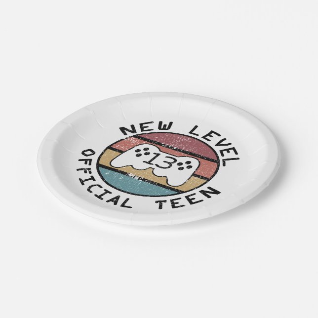 Assiettes En Carton Nouveau niveau 13 Ado officiel - Geeky Birthday (Angle)