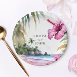 Assiettes En Carton Palmiers de plage tropicaux hibiscus mariage modèl<br><div class="desc">Plage tropicale hibiscus mariage modifiable modèle plaques personnalisées mariage vaisselle,  aquarelle plage rose hibiscus fleurs palmiers feuilles pour destination plage mariages accueil table décoration assiettes de fête personnalisées avec mariés et noms de mariés</div>