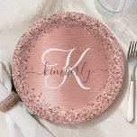 Assiettes En Carton Papier Monogramme Pailleté Métal Brossé Rose Gold<br><div class="desc">Personnalisez facilement ce design chic et tendance de plaque en papier présentant de jolies paillettes argentées étincelantes sur un fond métallique rose gold brossé.</div>