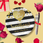 Assiettes En Carton Petit amour Baby shower de la Saint Valentin<br><div class="desc">Célébrez dans le style avec ces assiettes en papier baby shower amusantes et modernes. Le design est facile à personnaliser avec votre propre libellé et votre famille et vos amis seront ravis de voir ces fabuleuses plaques en papier. Des éléments de partie correspondants se trouvent dans la collection.</div>