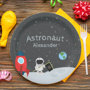 Assiettes En Carton Petit astronaute sur la Lune, espace prénom