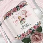 Assiettes En Carton Petite princesse Ours Bearly Wait Girl Baby shower<br><div class="desc">Bienvenue à notre collection de modèles Baby showers pour filles sur le thème de la princesse! Nos créations comprennent une jolie princesse en peluche habillée d'une couronne et une jolie robe rose, sauge et turquoise, ornée de fleurs roses sur le fond. Cet adorable ours en peluche tient un bouquet floral...</div>