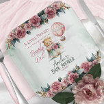 Assiettes En Carton Petite princesse Ours Bearly Wait Girl Baby shower<br><div class="desc">Bienvenue à notre collection de modèles Baby showers pour filles sur le thème de la princesse! Nos créations comprennent une jolie princesse en peluche habillée d'une couronne et une jolie robe rose, sauge et turquoise, ornée de fleurs roses sur le fond. Cet adorable ours en peluche tient un bouquet floral...</div>