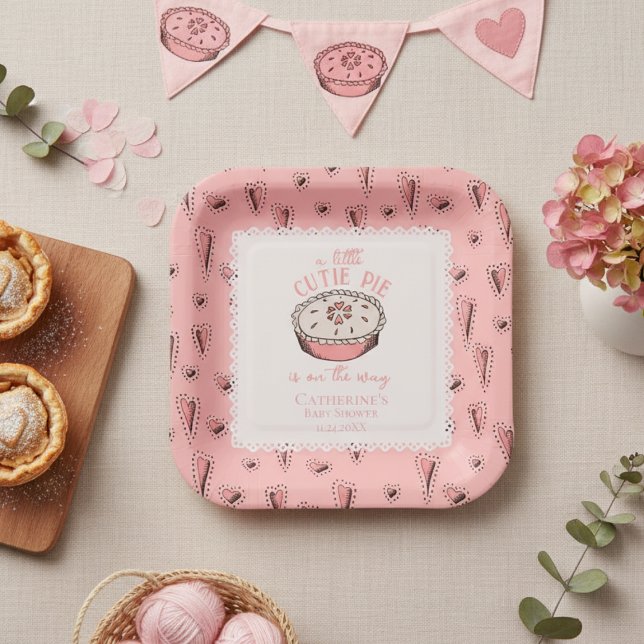 Assiettes En Carton Pie Rose Petite Cutie Pie Automne Bébé Fille Douch (Cute Thanksgiving Baby shower  A Little Cutie Pie Pink Square Paper Plates with Autumn Pie & Hearts)